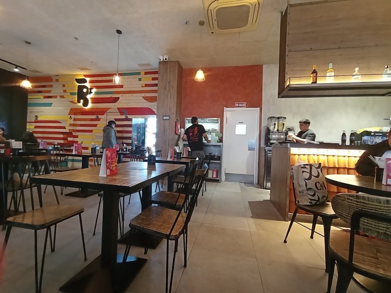 Descubre el Misterio de la Carretera Pollo en España: Juego de Azar Emocionante in Spain